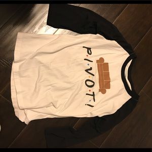Friends PIVOT t shirt